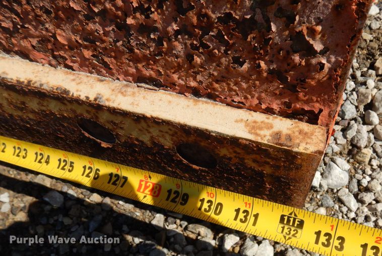 image for item DQ7232 Henderson  snow plow