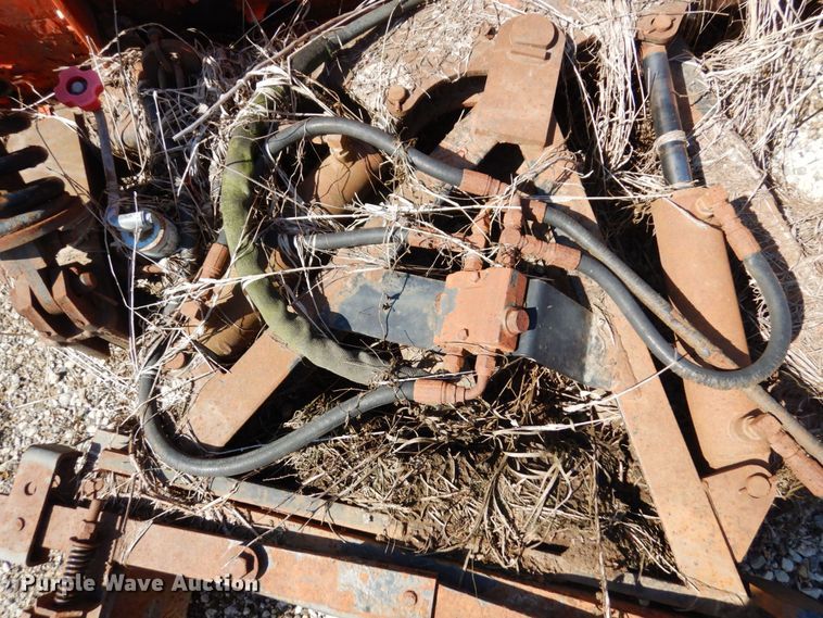 image for item DQ7232 Henderson  snow plow