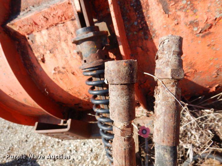 image for item DQ7232 Henderson  snow plow