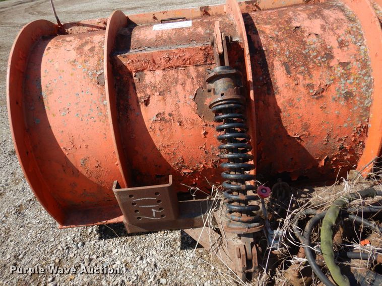 image for item DQ7232 Henderson  snow plow