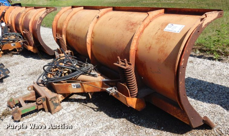 image for item DQ7233 Snow plow