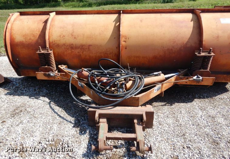 image for item DQ7233 Snow plow