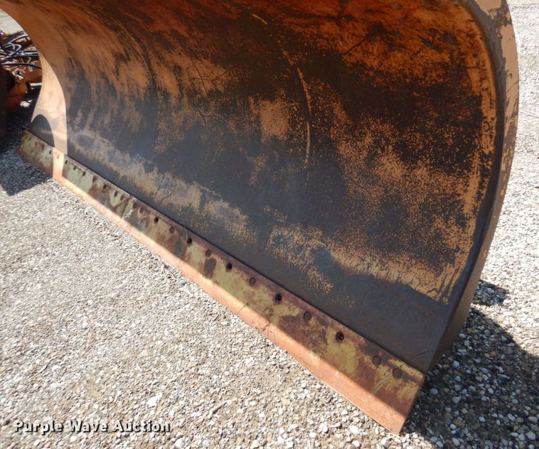 image for item DQ7235 Snow plow