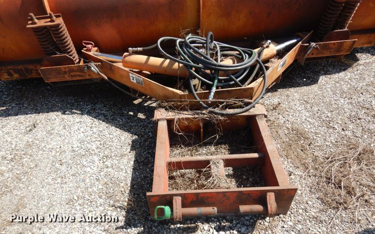 image for item DQ7235 Snow plow