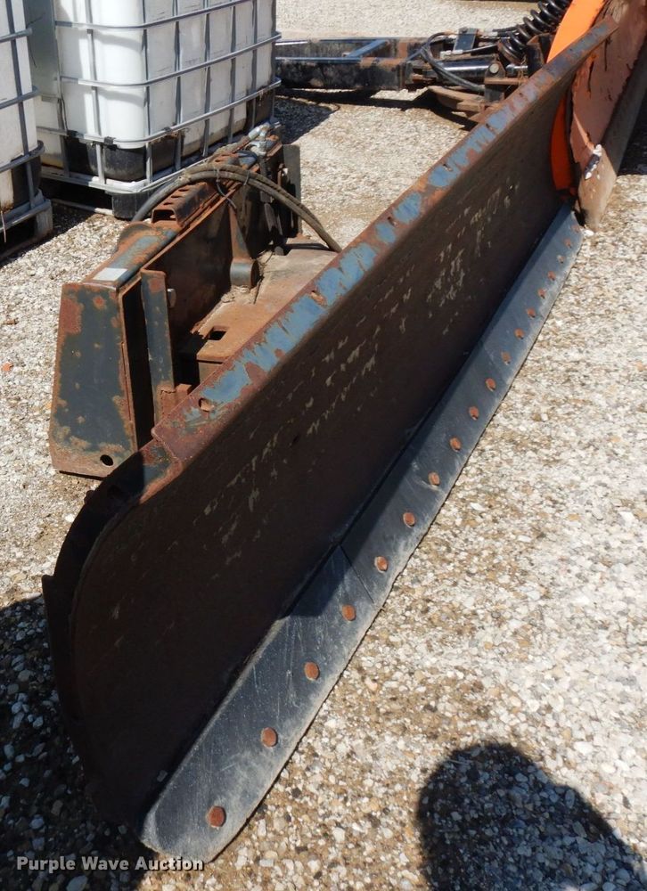 image for item DQ7236 Virnig  skid steer snow pusher