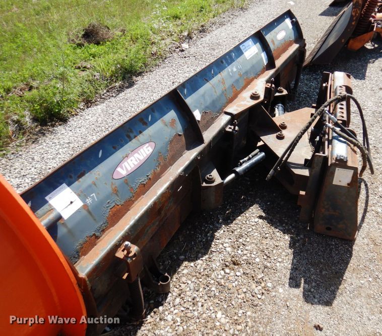 image for item DQ7236 Virnig  skid steer snow pusher