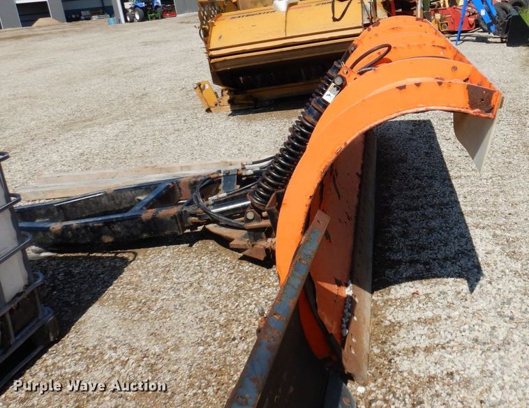 image for item DQ7237 Henderson RSPx12x42xIS  snow plow