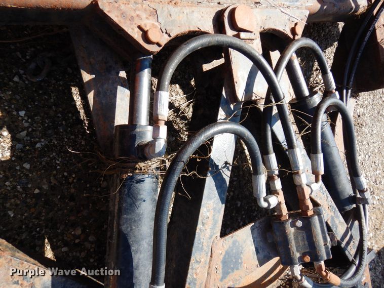 image for item DQ7237 Henderson RSPx12x42xIS  snow plow