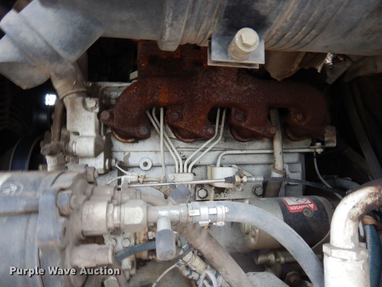 image for item DQ7240 1999 Elgin Pellican Series P  street sweeper truck