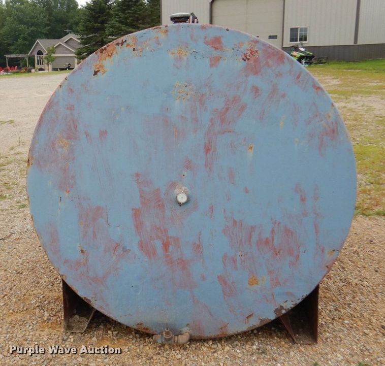 image for item DQ7243 Fuel tank