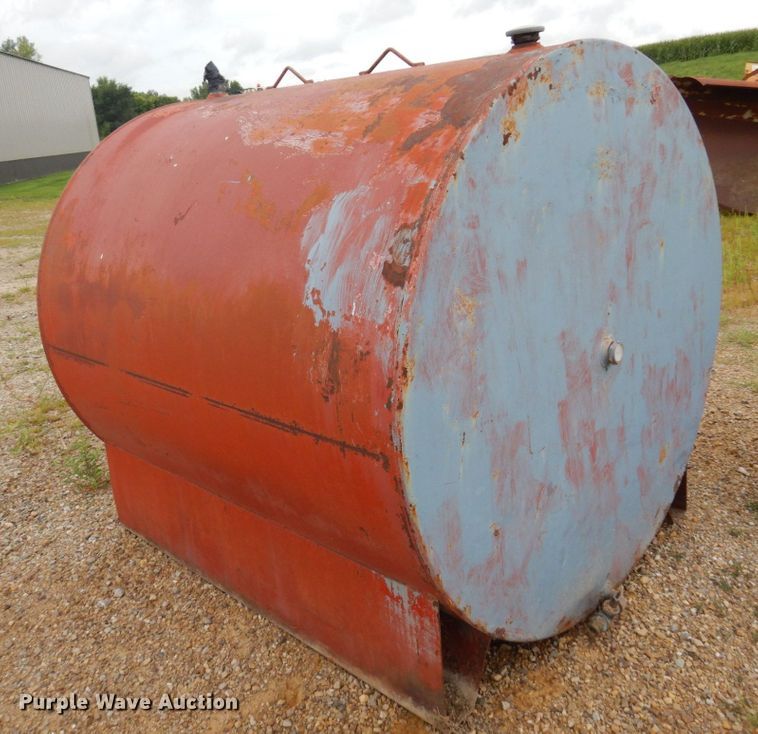 image for item DQ7243 Fuel tank