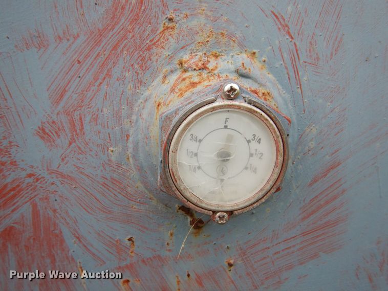 image for item DQ7243 Fuel tank