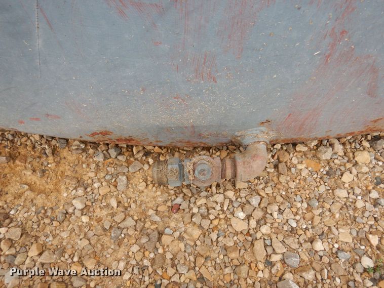 image for item DQ7243 Fuel tank