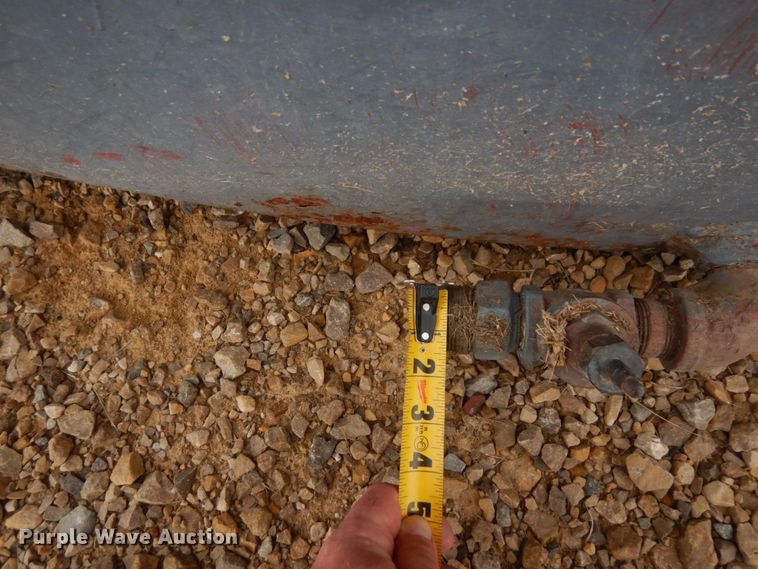 image for item DQ7243 Fuel tank