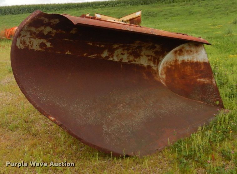 image for item DQ7244 1979 Falls V890  motor grader V-plow