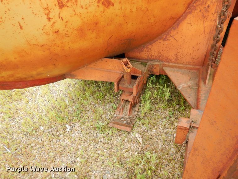 image for item DQ7244 1979 Falls V890  motor grader V-plow