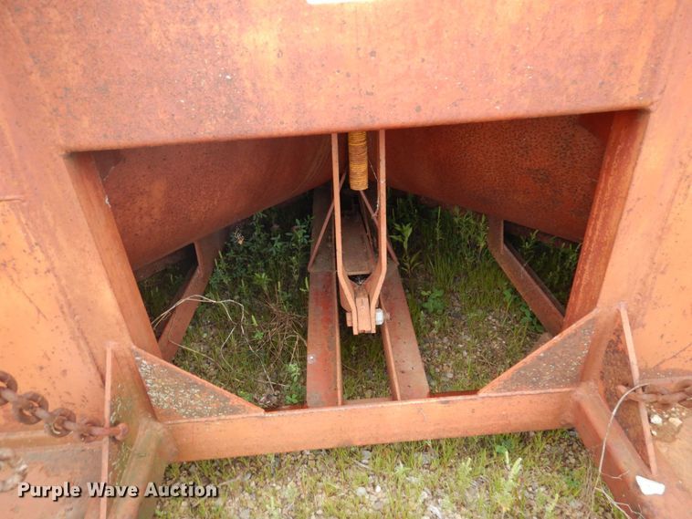 image for item DQ7244 1979 Falls V890  motor grader V-plow
