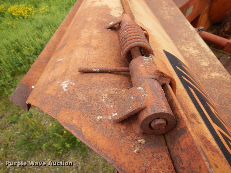 image for item DQ7244 1979 Falls V890  motor grader V-plow