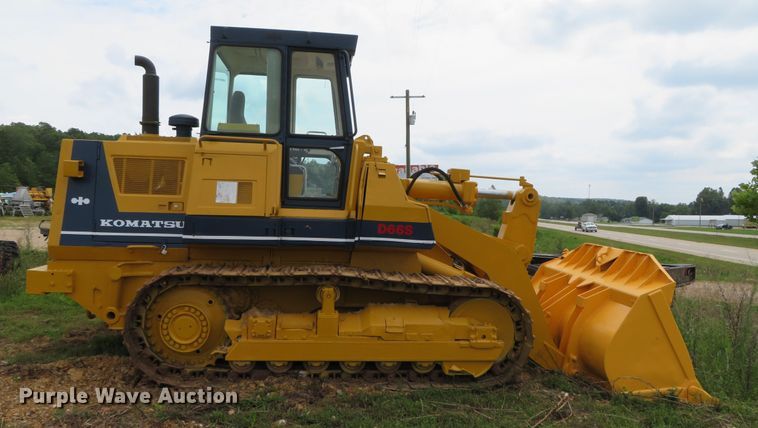 image for item DR0099 1987 Komatsu D66S-1  track loader