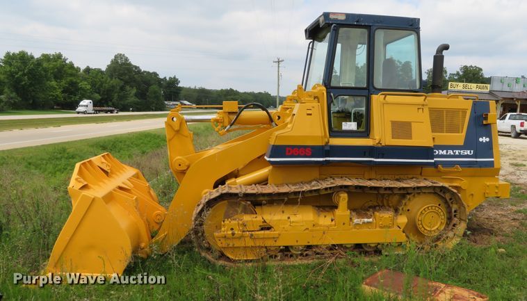 image for item DR0099 1987 Komatsu D66S-1  track loader