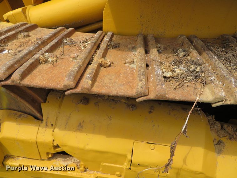 image for item DR0099 1987 Komatsu D66S-1  track loader