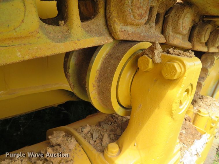 image for item DR0099 1987 Komatsu D66S-1  track loader