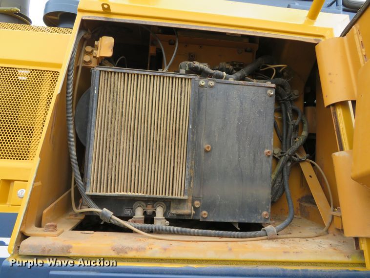 image for item DR0099 1987 Komatsu D66S-1  track loader