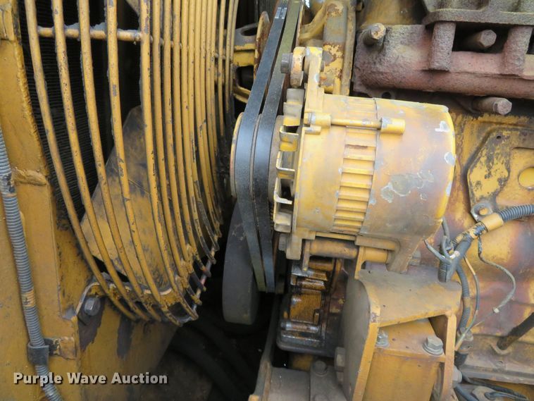 image for item DR0099 1987 Komatsu D66S-1  track loader