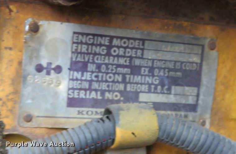 image for item DR0099 1987 Komatsu D66S-1  track loader