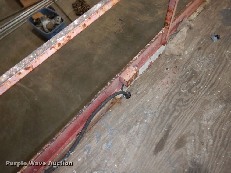 image for item DR0518 1999 Mec 2548HT  scissor lift