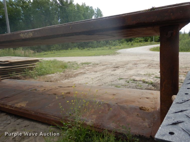 image for item DR0519 Trench box