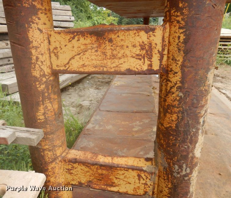 image for item DR0519 Trench box