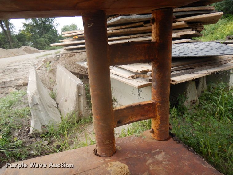 image for item DR0519 Trench box