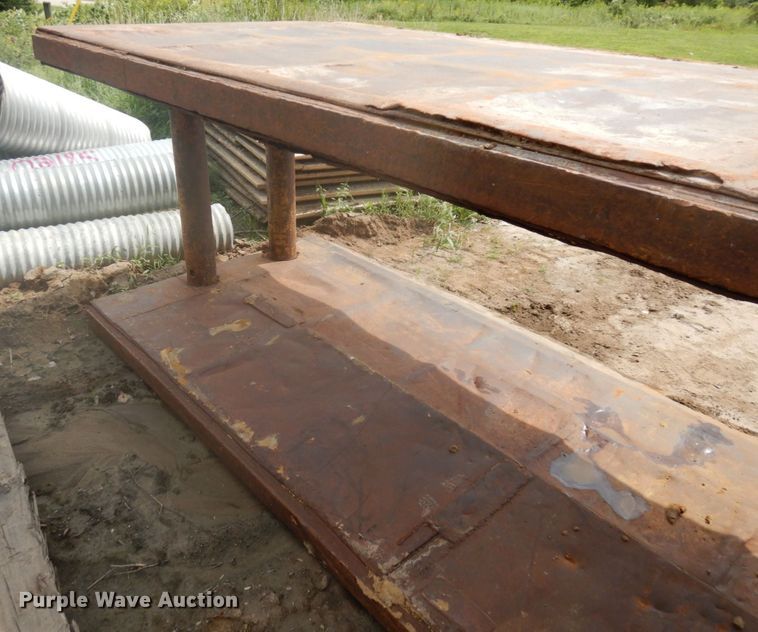 image for item DR0519 Trench box