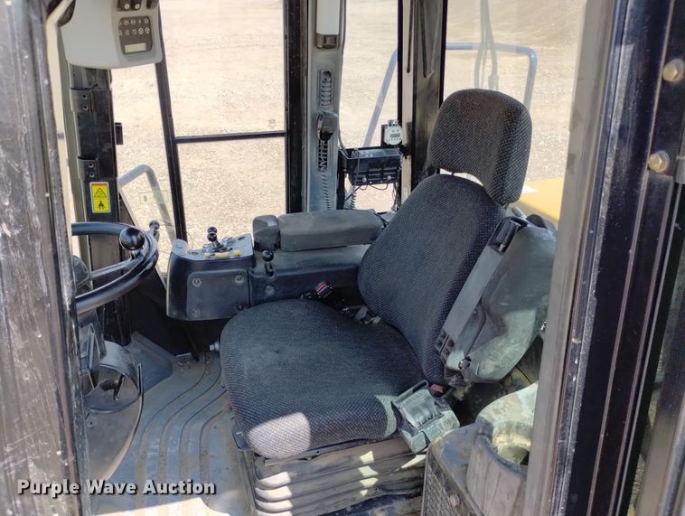 image for item DR1320 2010 Caterpillar 966H  wheel loader