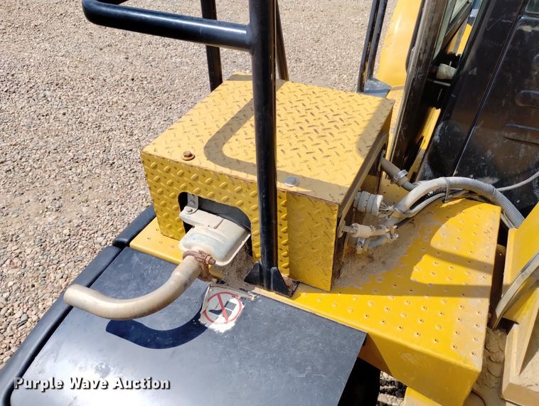 image for item DR1320 2010 Caterpillar 966H  wheel loader