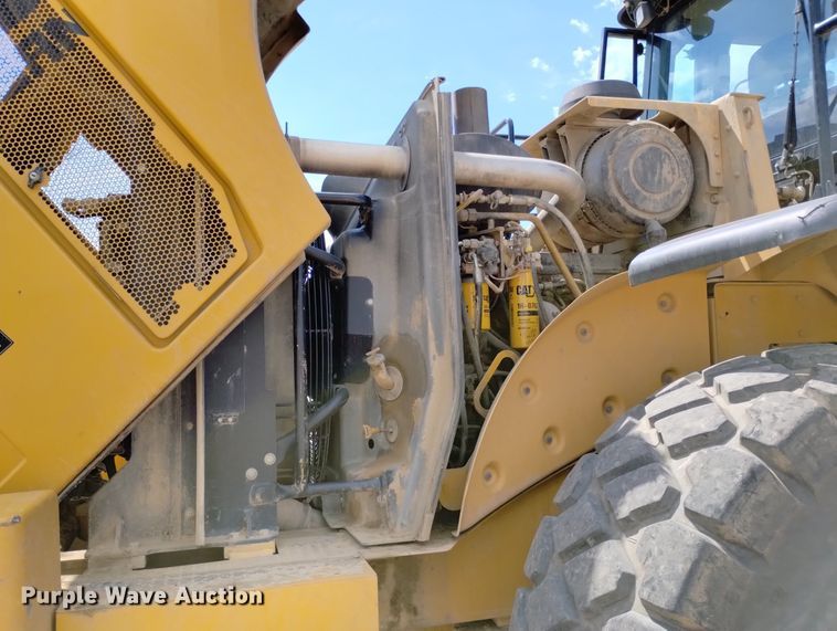image for item DR1320 2010 Caterpillar 966H  wheel loader