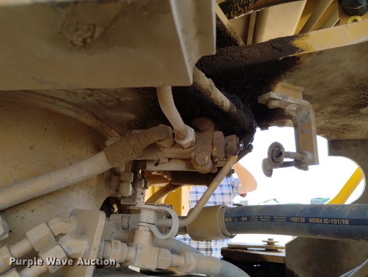 image for item DR1320 2010 Caterpillar 966H  wheel loader