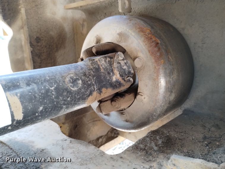 image for item DR1320 2010 Caterpillar 966H  wheel loader