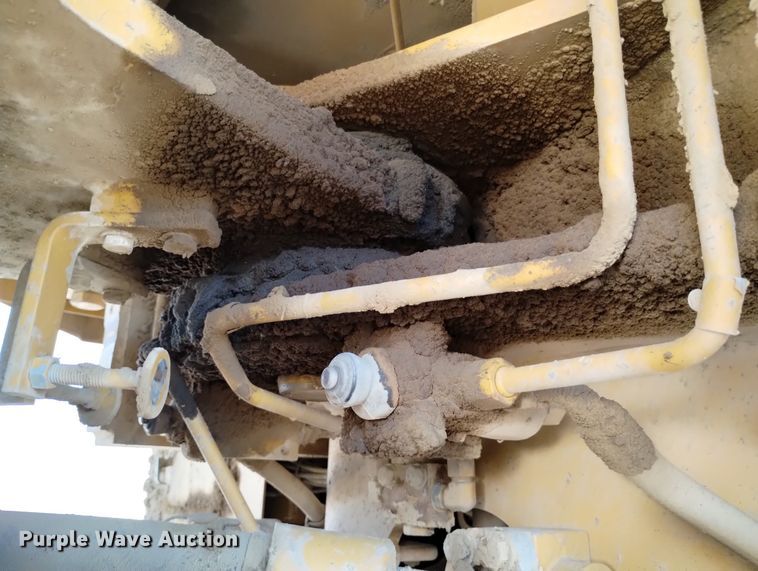 image for item DR1320 2010 Caterpillar 966H  wheel loader