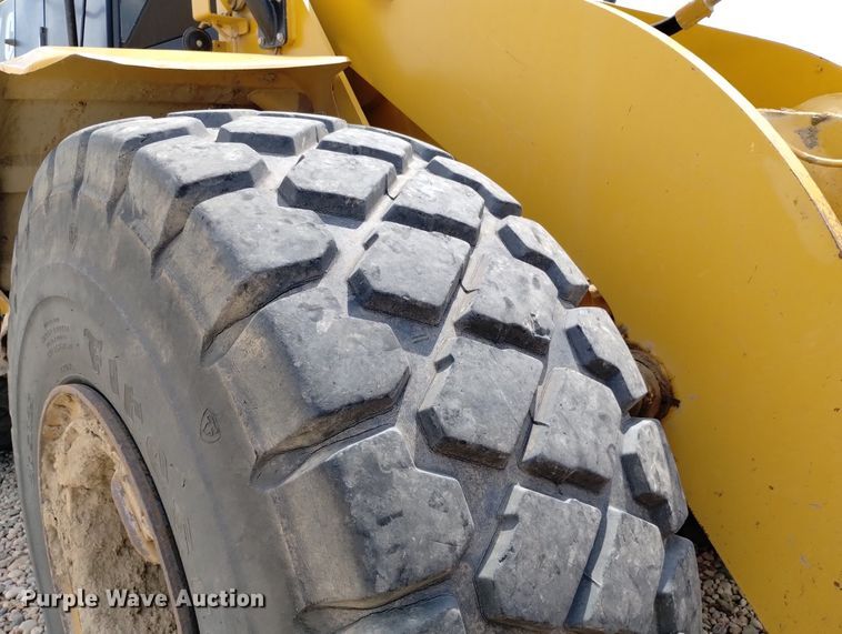 image for item DR1320 2010 Caterpillar 966H  wheel loader