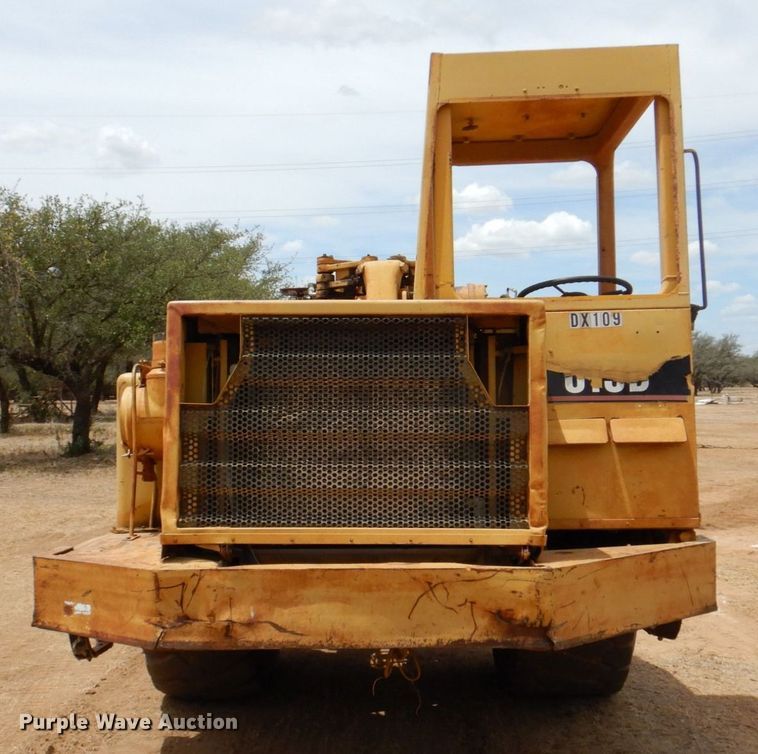 image for item DR1982 1977 Caterpillar 613B  elevating scraper