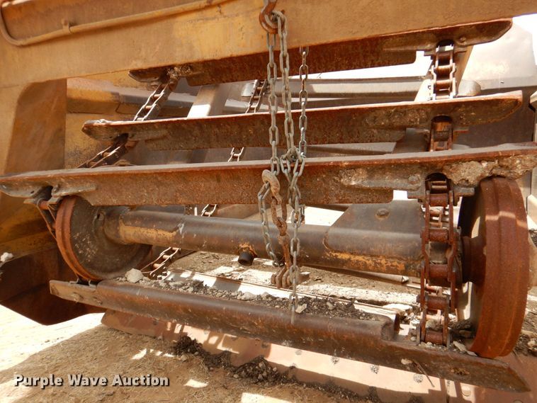 image for item DR1982 1977 Caterpillar 613B  elevating scraper