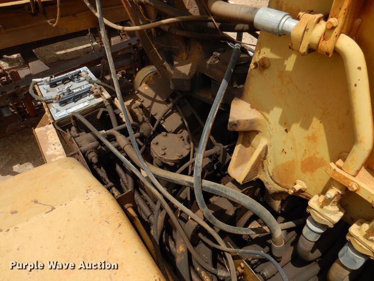 image for item DR1982 1977 Caterpillar 613B  elevating scraper