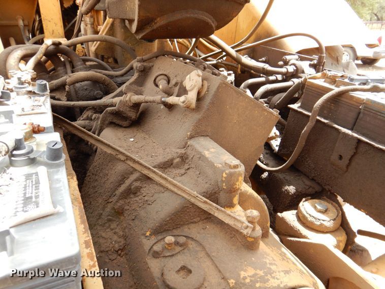 image for item DR1982 1977 Caterpillar 613B  elevating scraper