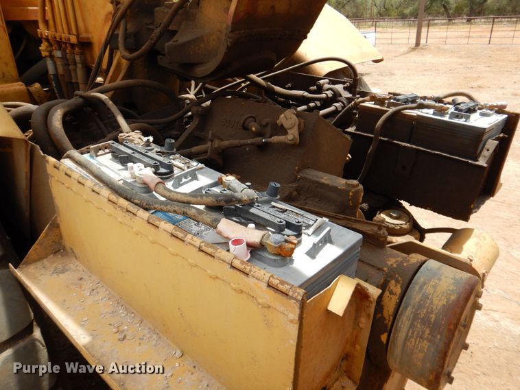 image for item DR1982 1977 Caterpillar 613B  elevating scraper