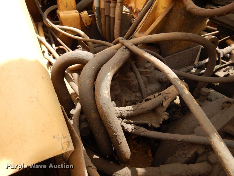 image for item DR1982 1977 Caterpillar 613B  elevating scraper