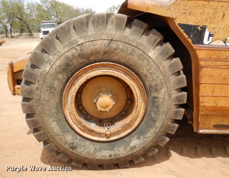 image for item DR1982 1977 Caterpillar 613B  elevating scraper