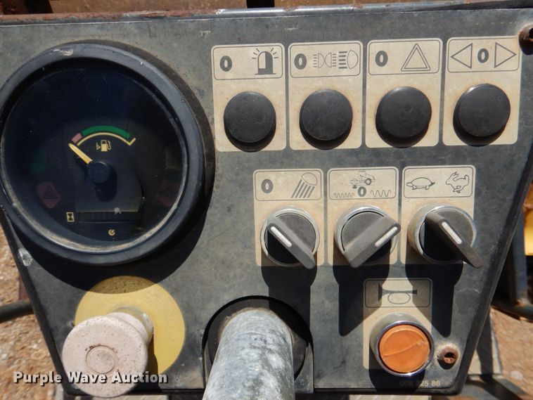 image for item DR1986 2008 Bomag BW145DH-3  single drum vibratory roller