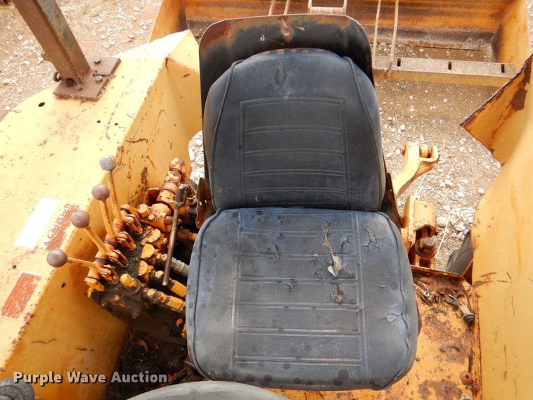 image for item DR1990 1977 Case 580C  landscape tractor